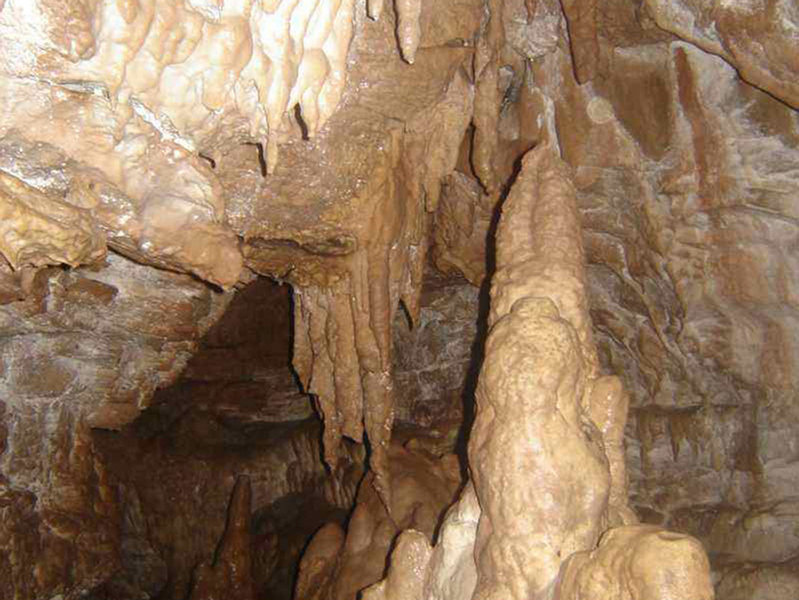 Пещера Южный Слон